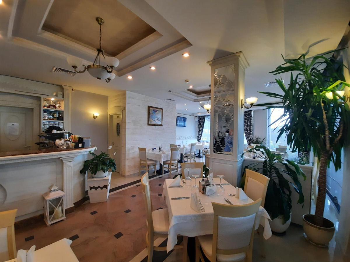 פומורי Private Super Apartments By Sea In Apart Hotel ! מראה חיצוני תמונה