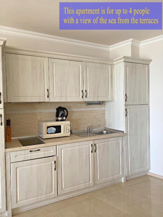 פומורי Private Super Apartments By Sea In Apart Hotel ! מראה חיצוני תמונה